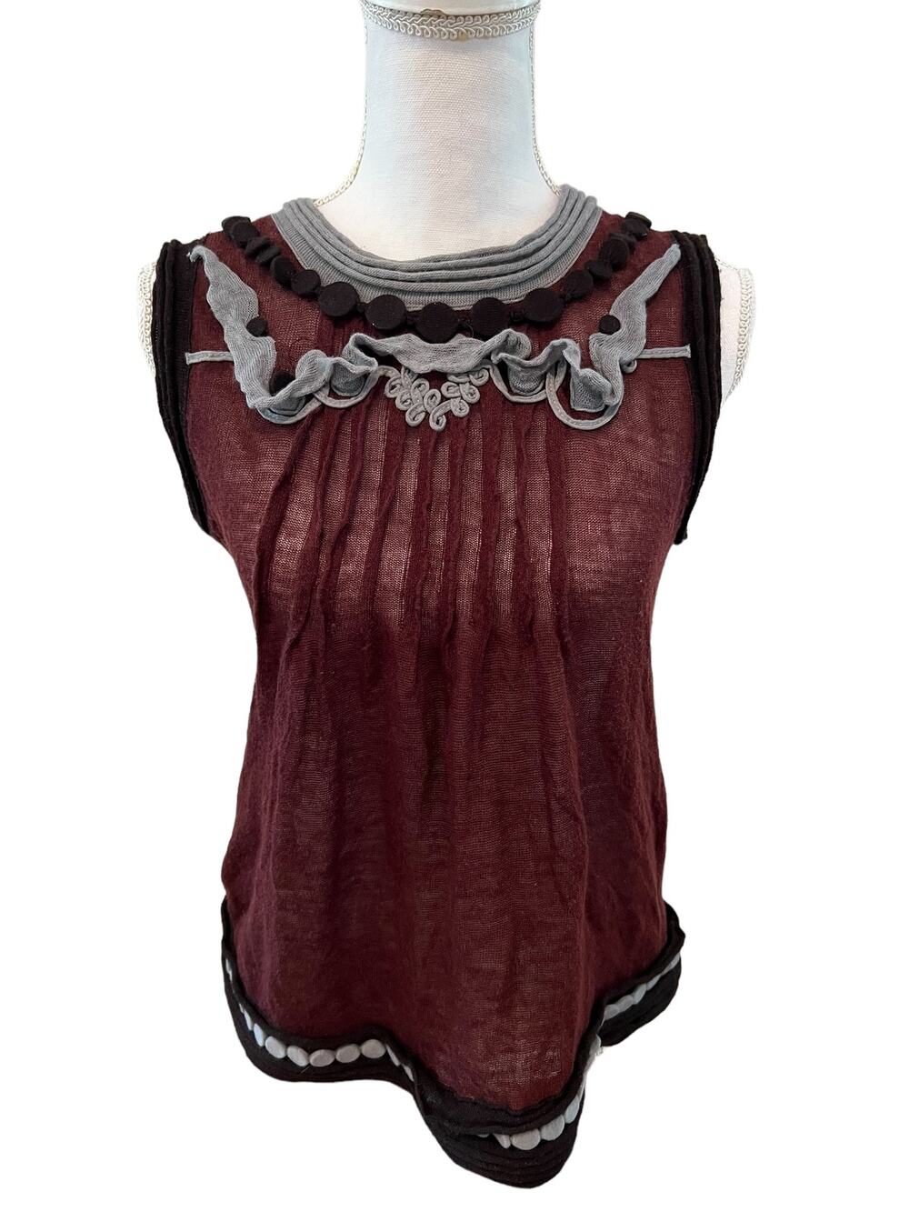 Hoss Avant Garde Edwardian Style Sleeveless Wool Top Merlot M